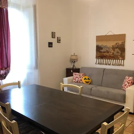 Iris Apartman Villa Guardia